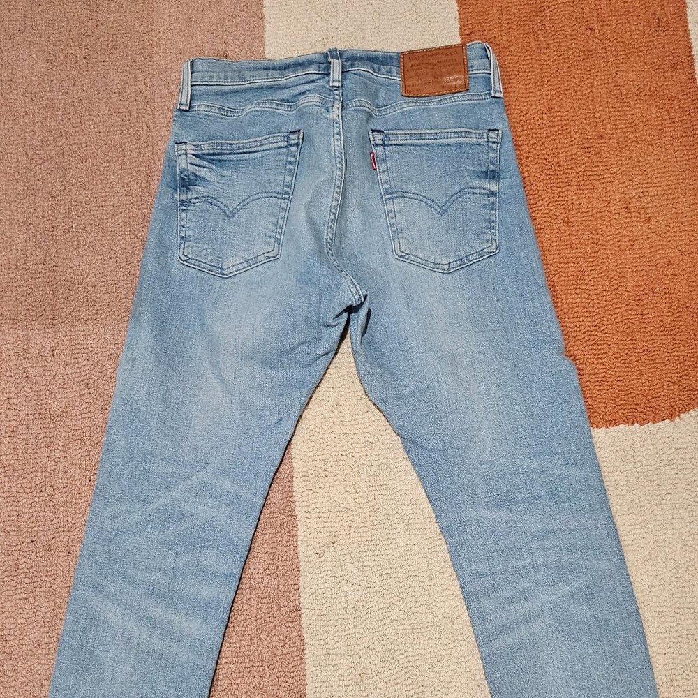 Levis Light Wash 30x30 510 fit Jeans